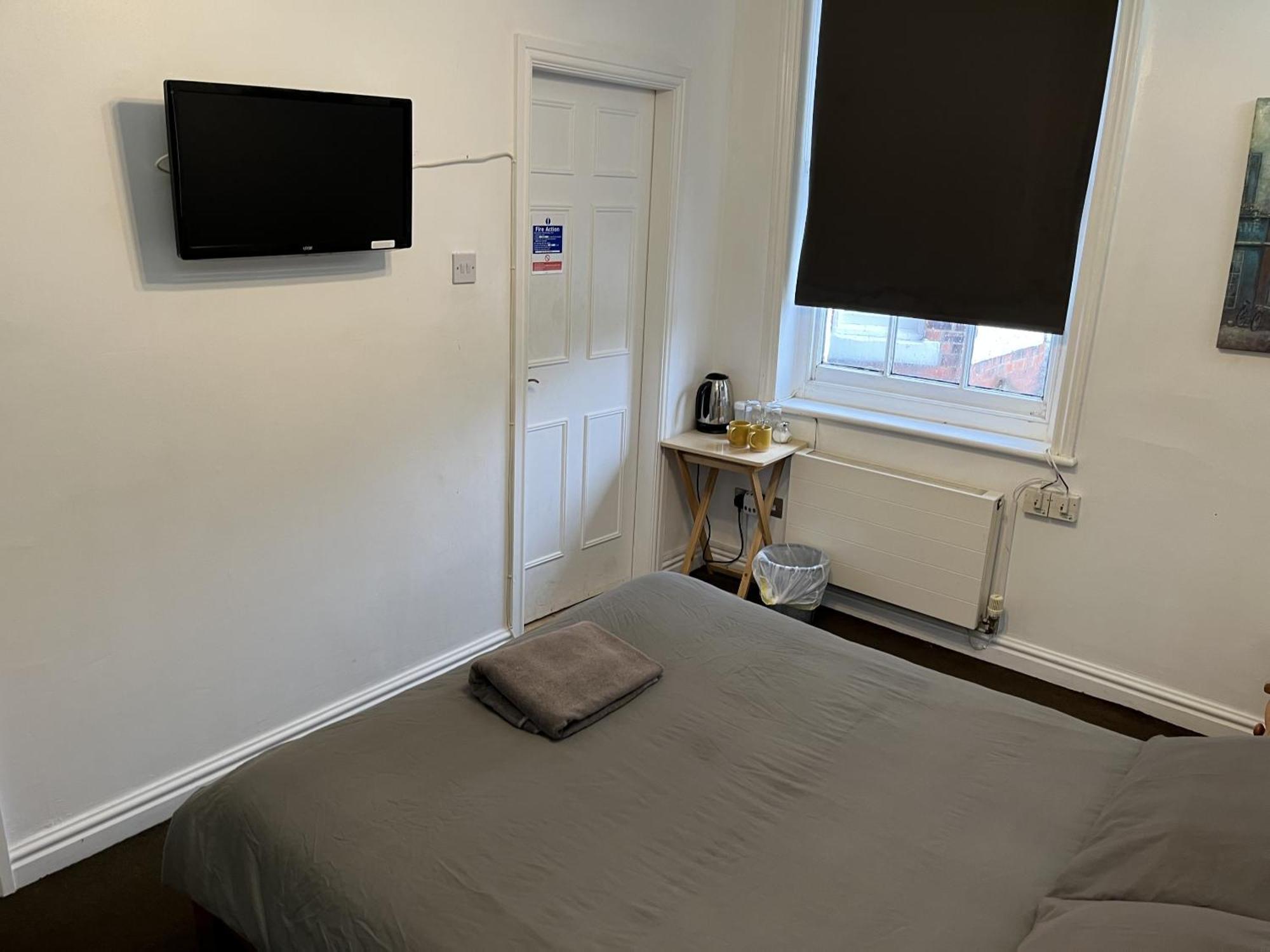 Beverley Budget Inn Room photo