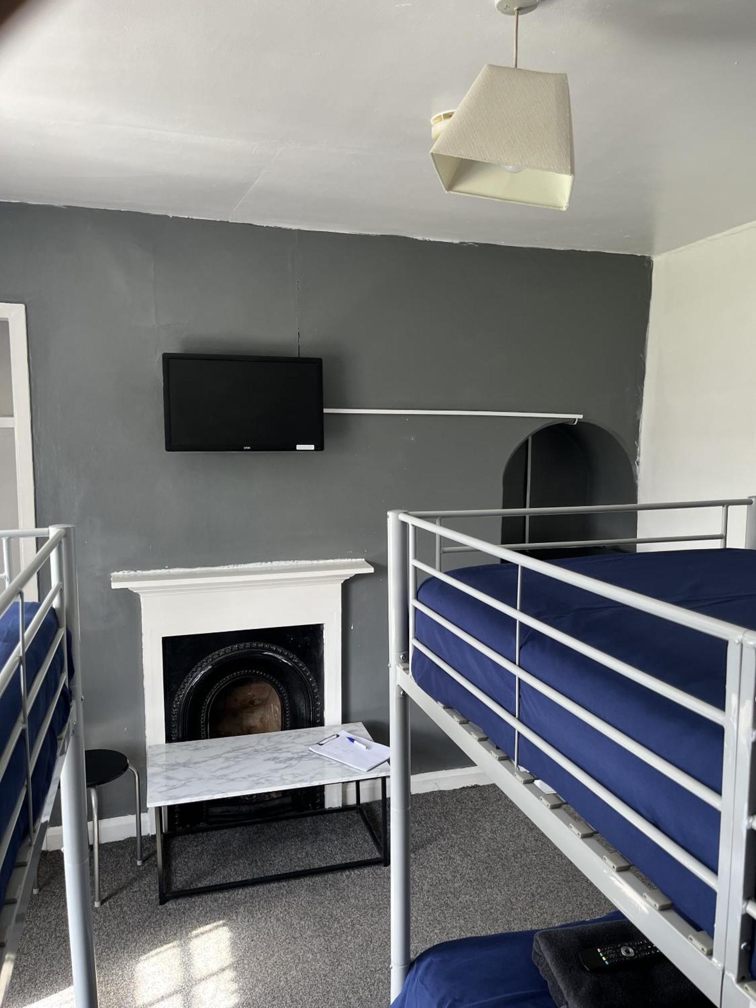 Beverley Budget Inn Room photo