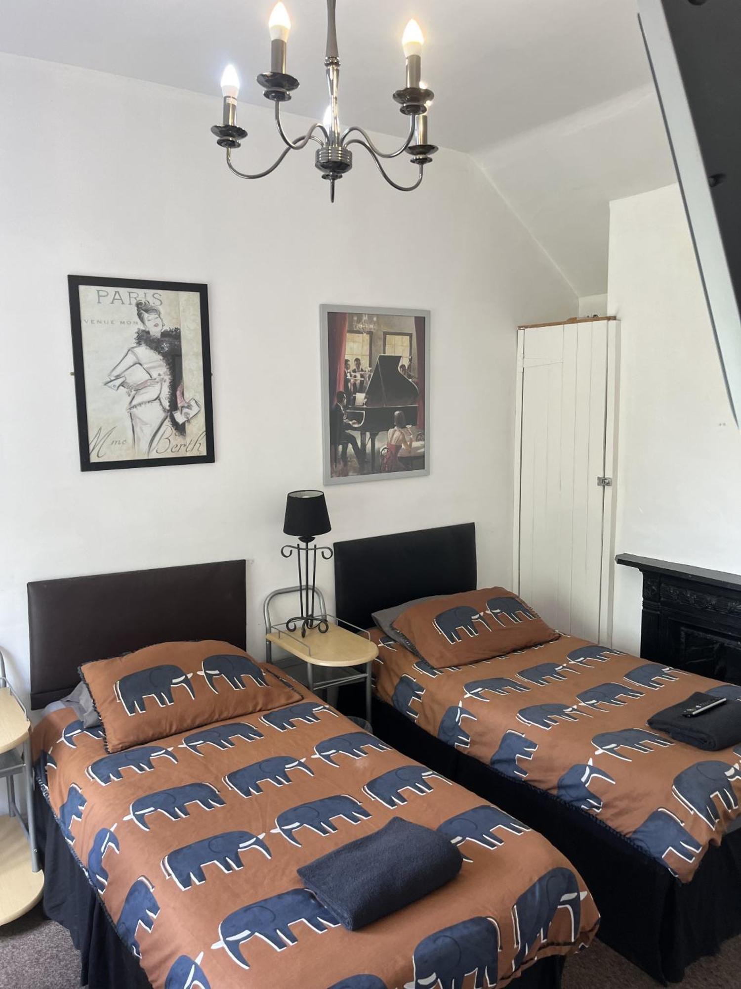 Beverley Budget Inn Room photo